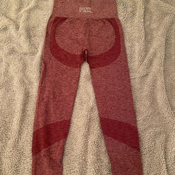PINK leggings! - Picture 2 of 3